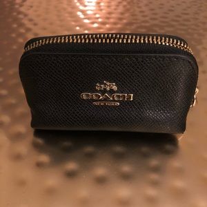 👛 Coach Cosmetic Purse